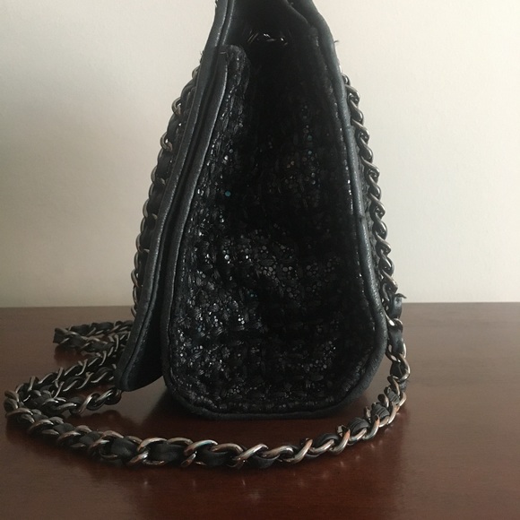 SOLD Tory Burch Fleming Bag - Picture 3 of 15